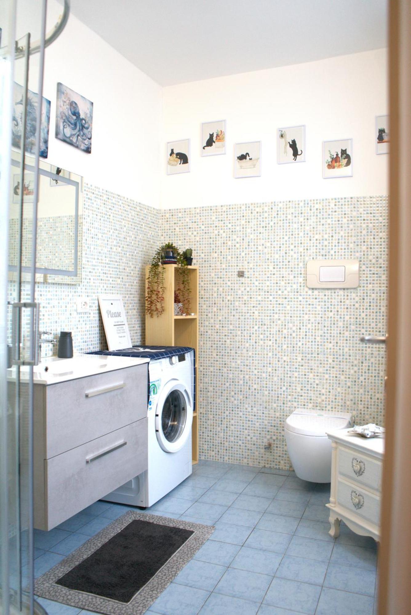 Portatorre Suite, A Charming In The Heart Of Como, Free Private Parking, Air Conditioning & More! Apartment