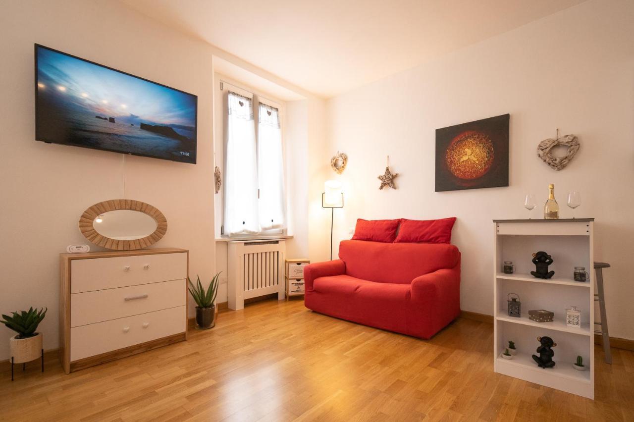 Appartement Portatorre Suite, A Charming In The Heart Of Como, Free Private Parking, Air Conditioning & More! Côme