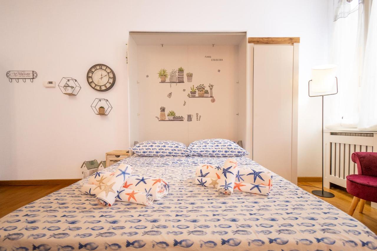 Portatorre Suite, A Charming In The Heart Of Como, Free Private Parking, Air Conditioning & More! * Côme